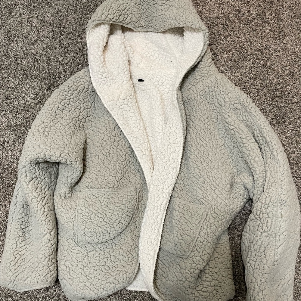 Reversible Fluffy Coat - Picture 2 of 2